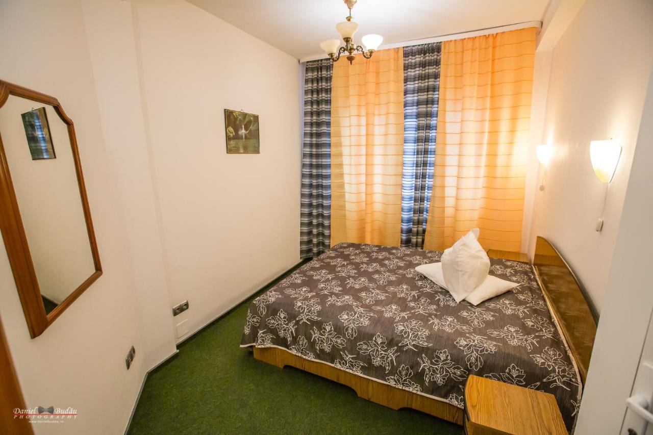 Pensiunea Vila Europa Deva Esterno foto