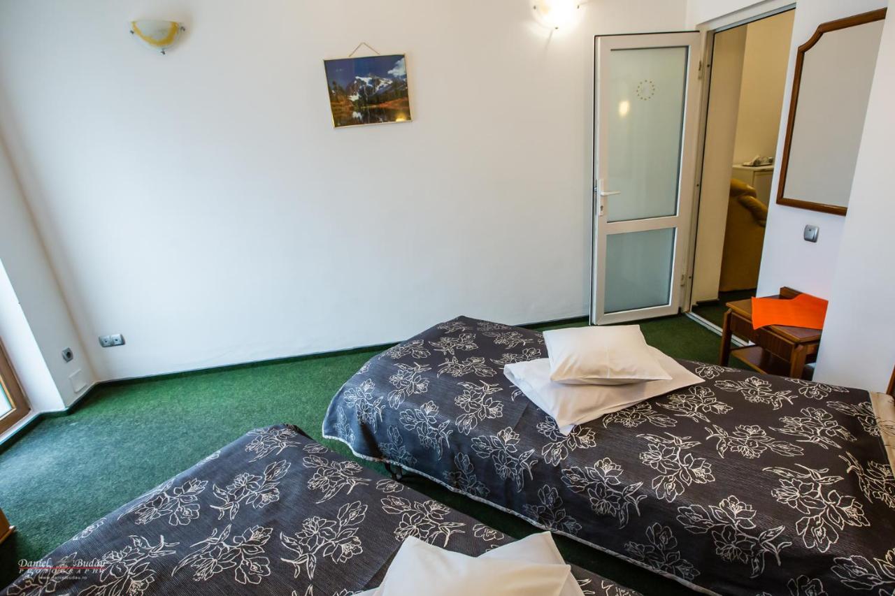 Pensiunea Vila Europa Deva Esterno foto