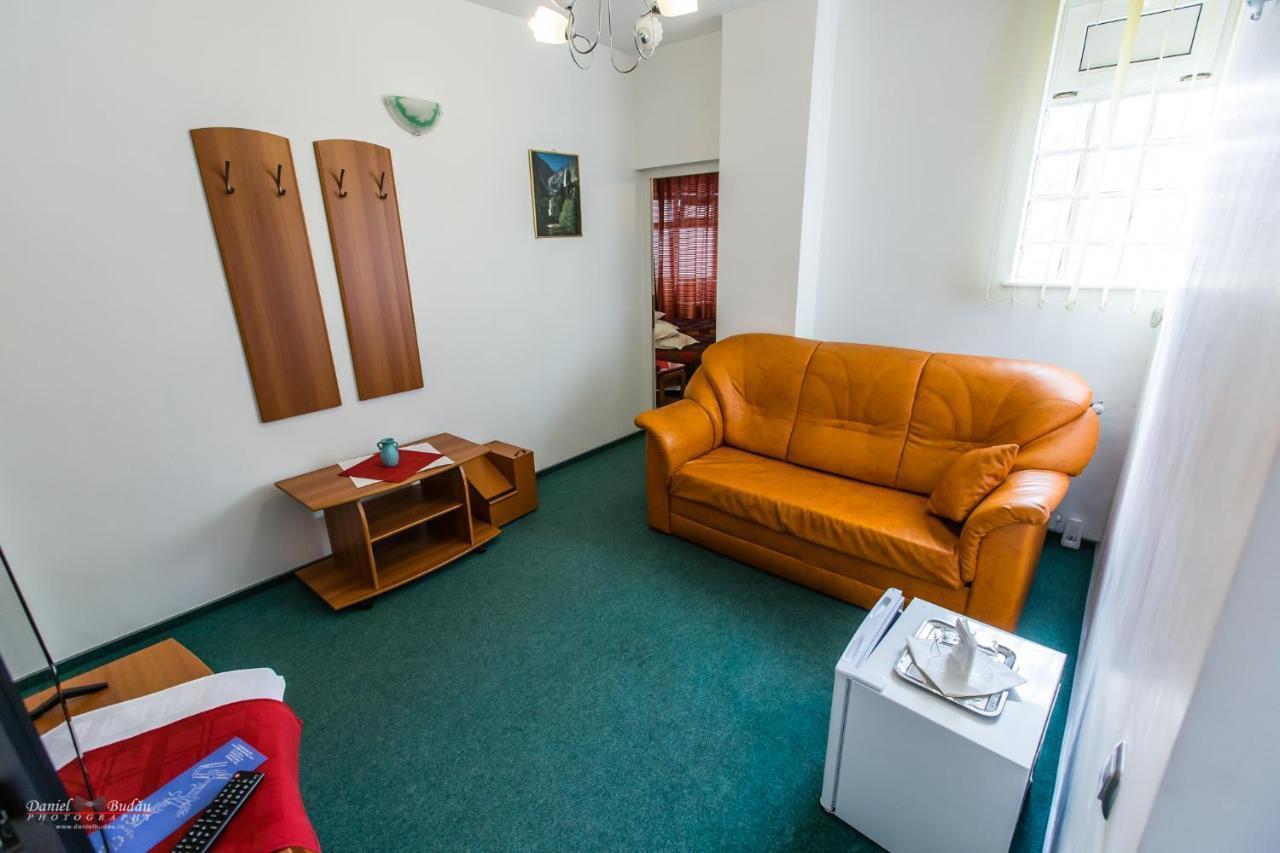 Pensiunea Vila Europa Deva Esterno foto